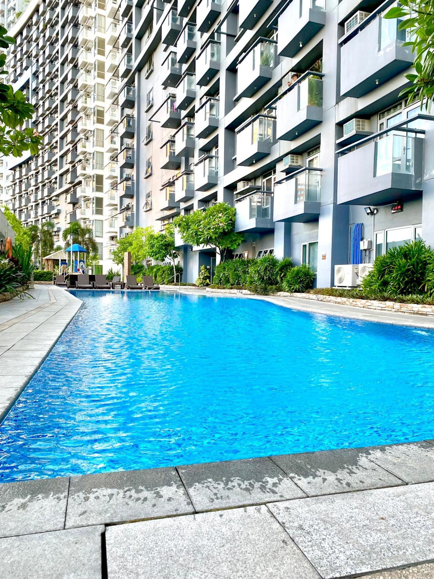 Frost At Manhattan Heights Towerb Manila Exterior foto